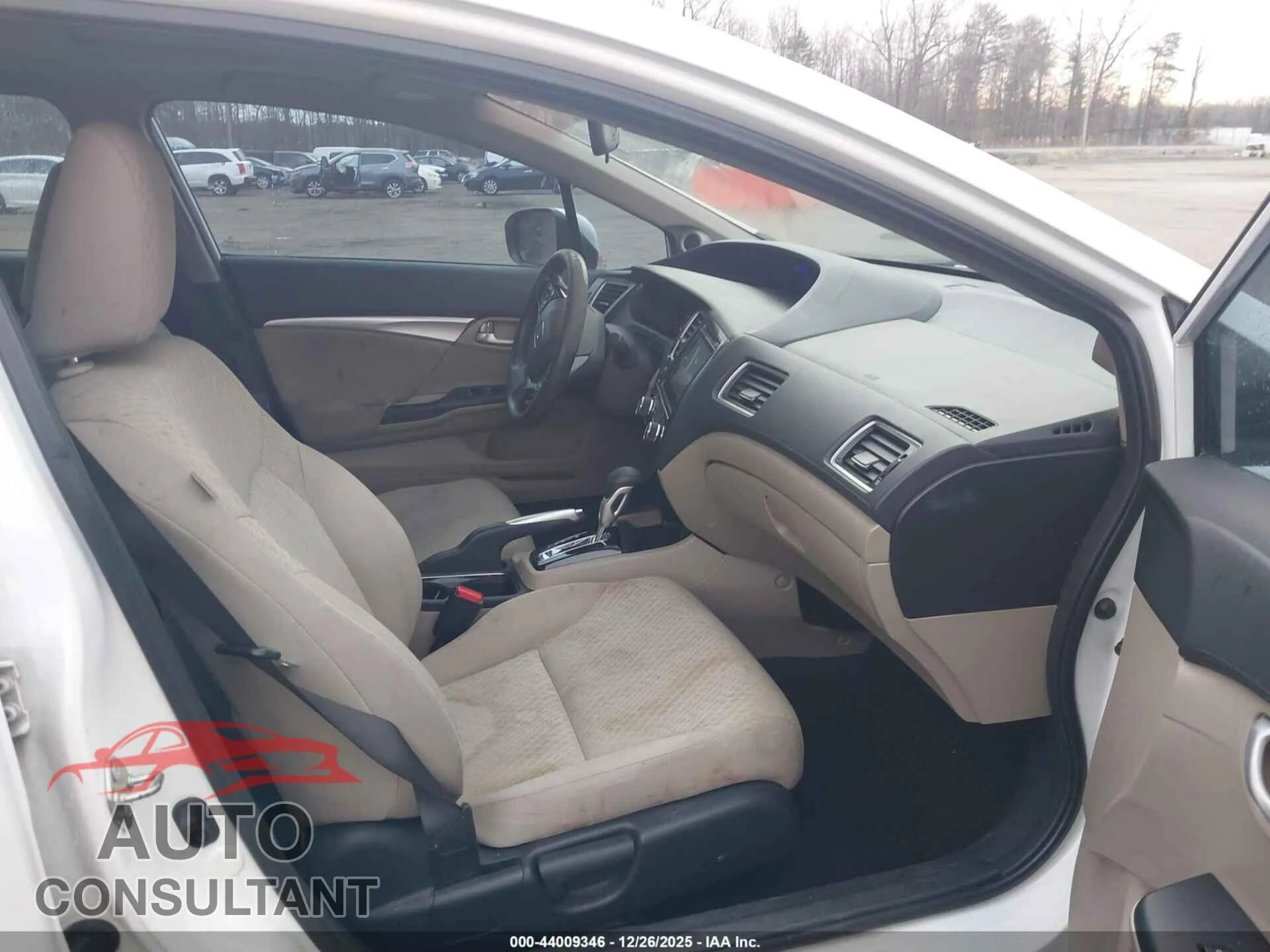 2014 HONDA CIVIC Damaged VIN 2HGFB2F86EH531351 – interior seats