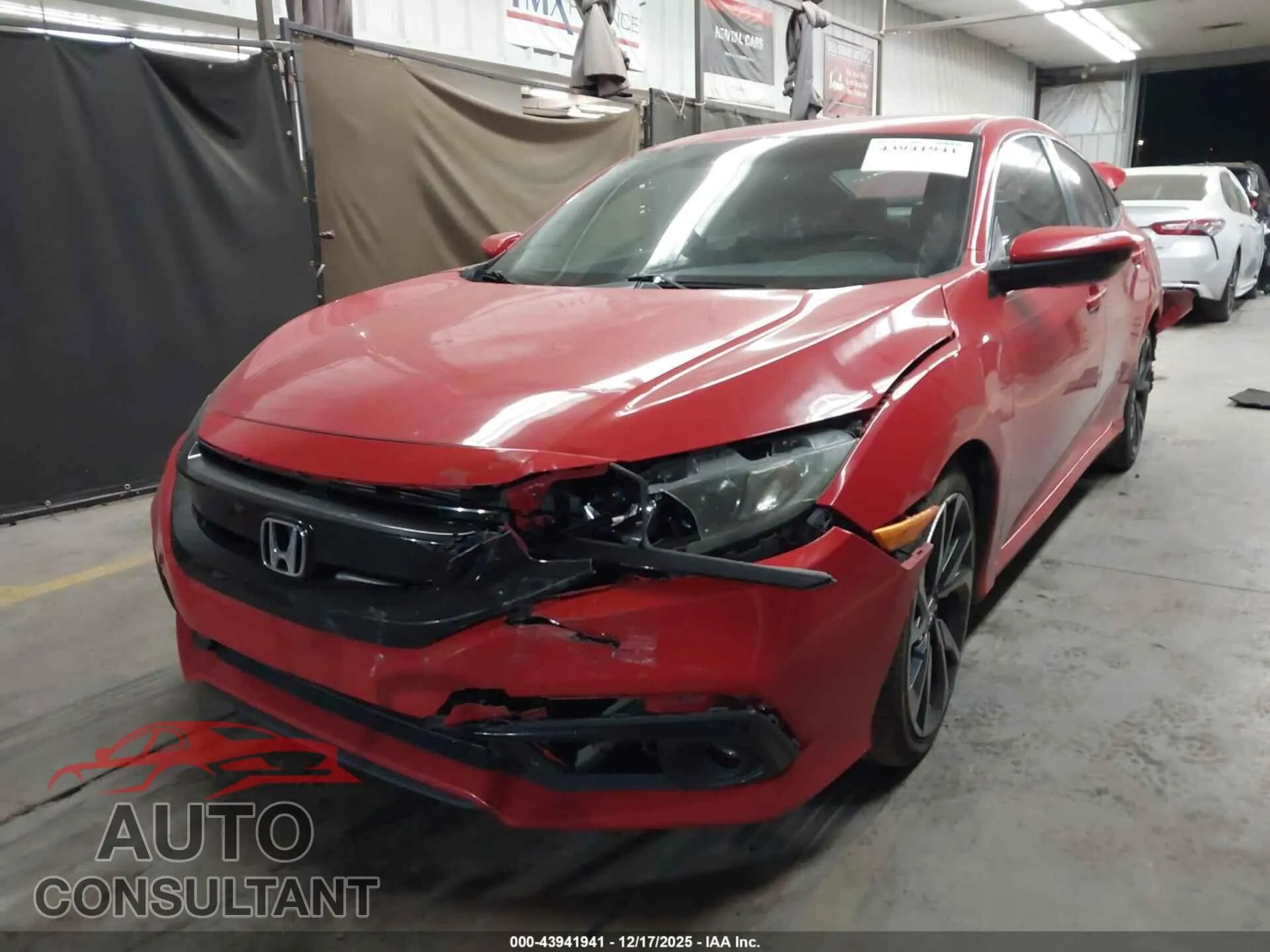 2019 HONDA CIVIC Damaged VIN 2HGFC2F82KH535986 – rear exterior