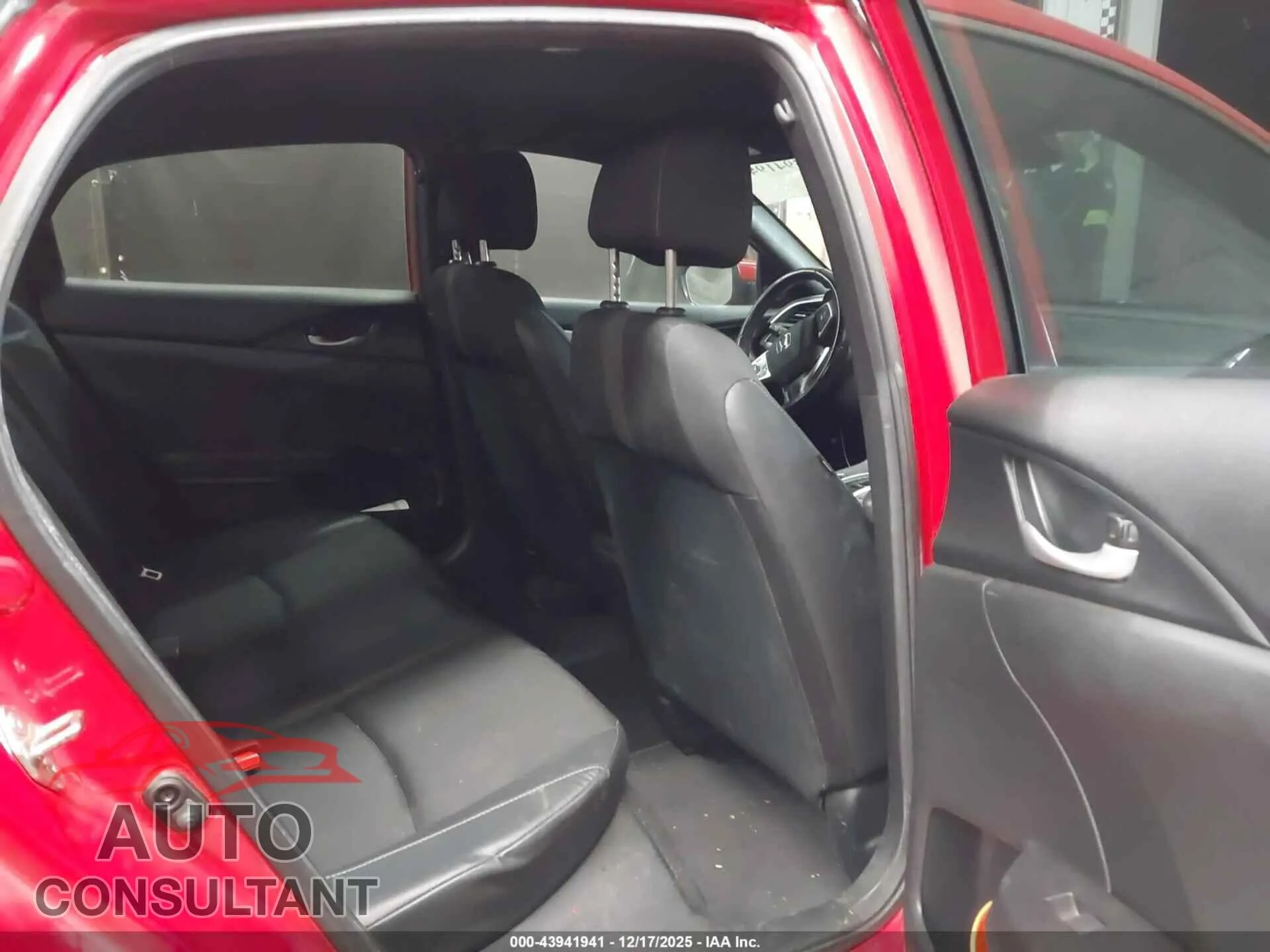 2019 HONDA CIVIC Damaged VIN 2HGFC2F82KH535986 – undercarriage