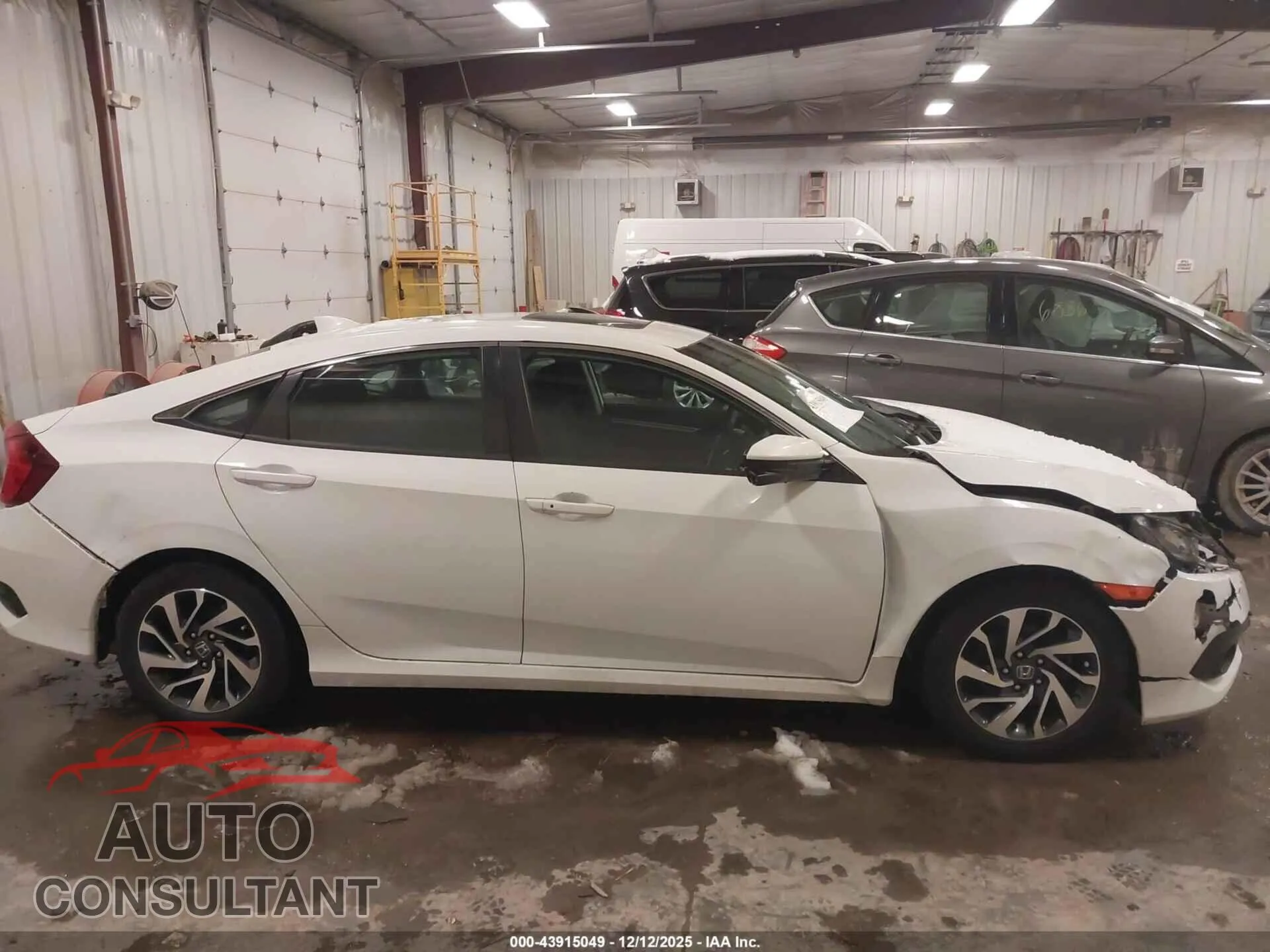 2018 HONDA CIVIC Damaged VIN 2HGFC2F83JH553816 – photo 13