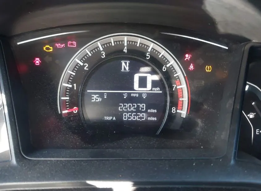 2016 HONDA Civic Used VIN 2HGFC4B07GH300180 – odometer reading