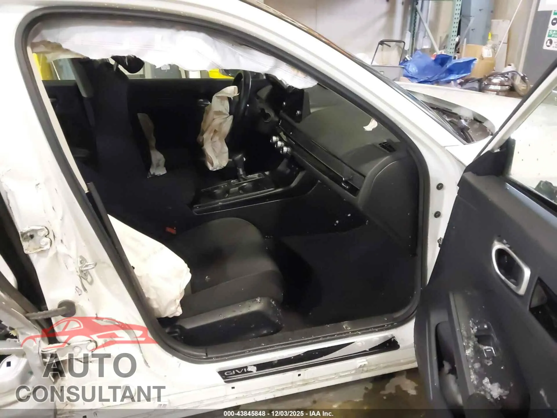 2023 HONDA CIVIC Damaged VIN 2HGFE1F72PH325228 – interior seats