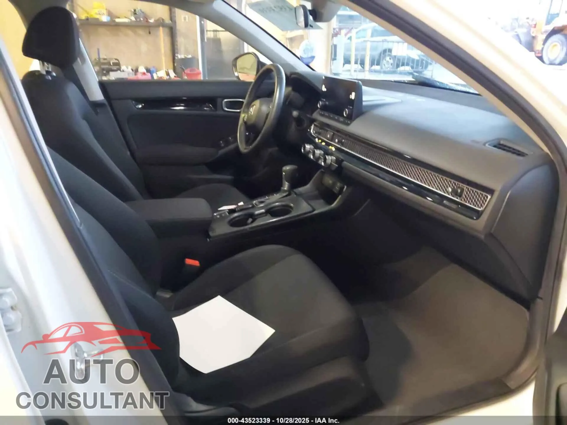 2024 HONDA CIVIC Damaged VIN 2HGFE1F77RH313269 – interior seats