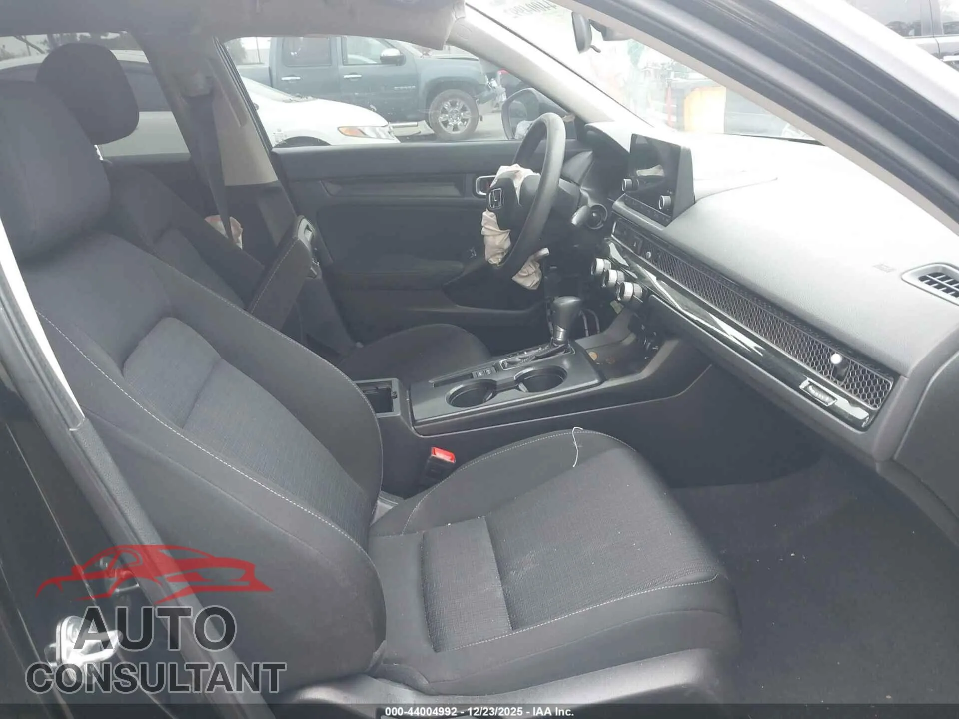 2022 HONDA CIVIC Damaged VIN 2HGFE2F23NH526949 – interior seats