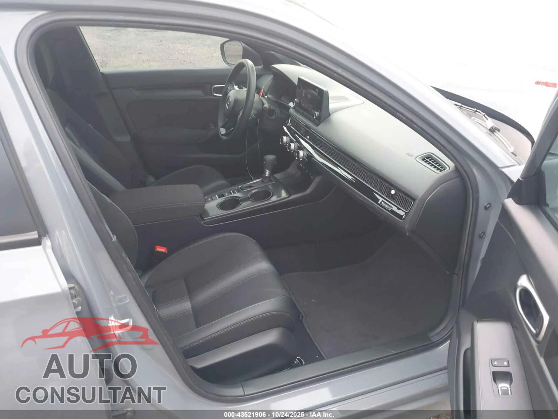 2025 HONDA CIVIC Damaged VIN 2HGFE2F53SH604846 – interior seats