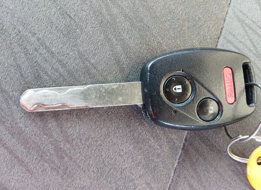 2008 HONDA CIVIC Used VIN 2HGFG12668H503635 – exterior detail