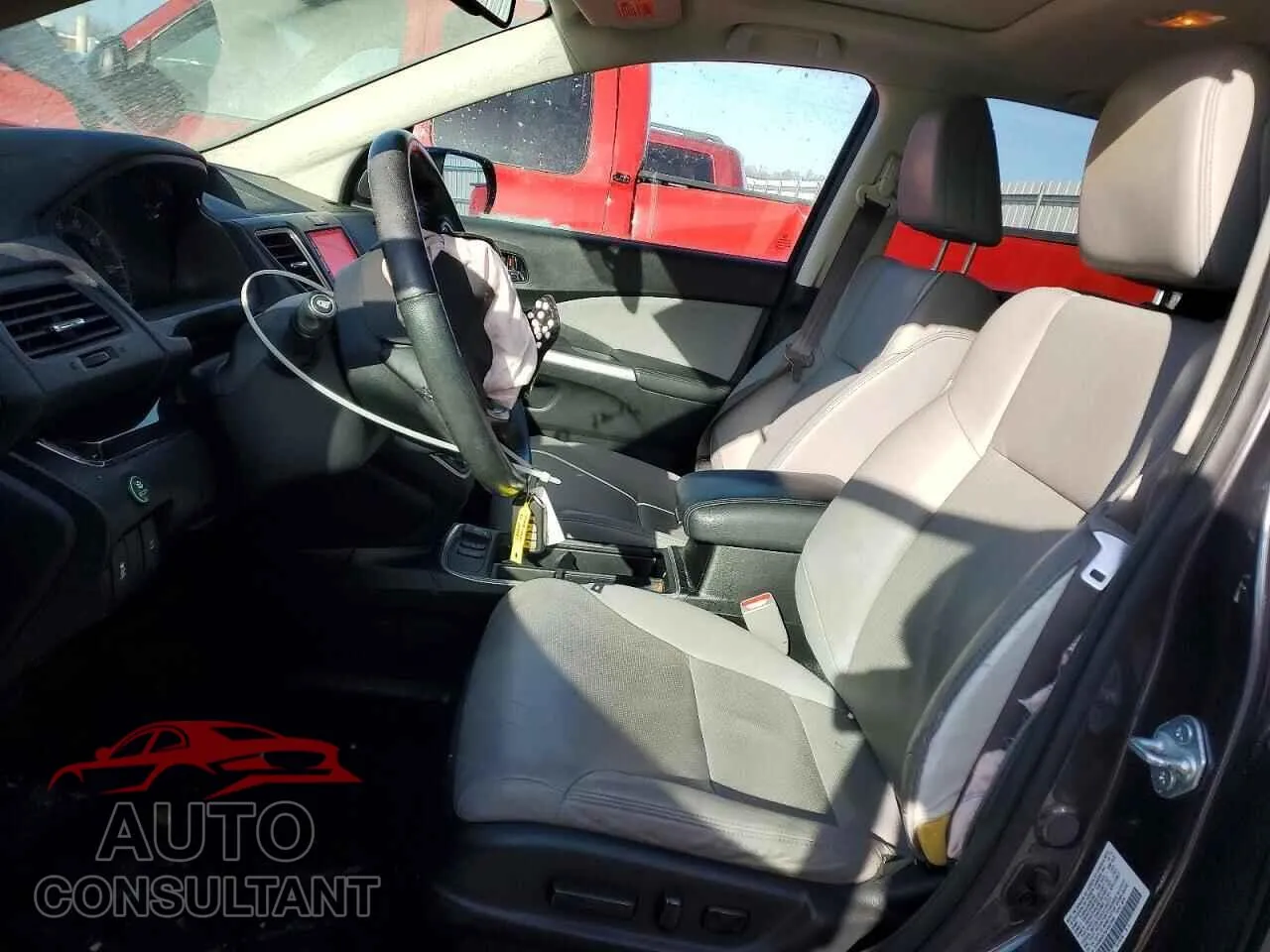 2015 HONDA CRV Damaged VIN 2HKRM4H76FH637989 – exterior detail 2015 HONDA CRV Damaged VIN 2HKRM4H76FH637989 – exterior detail