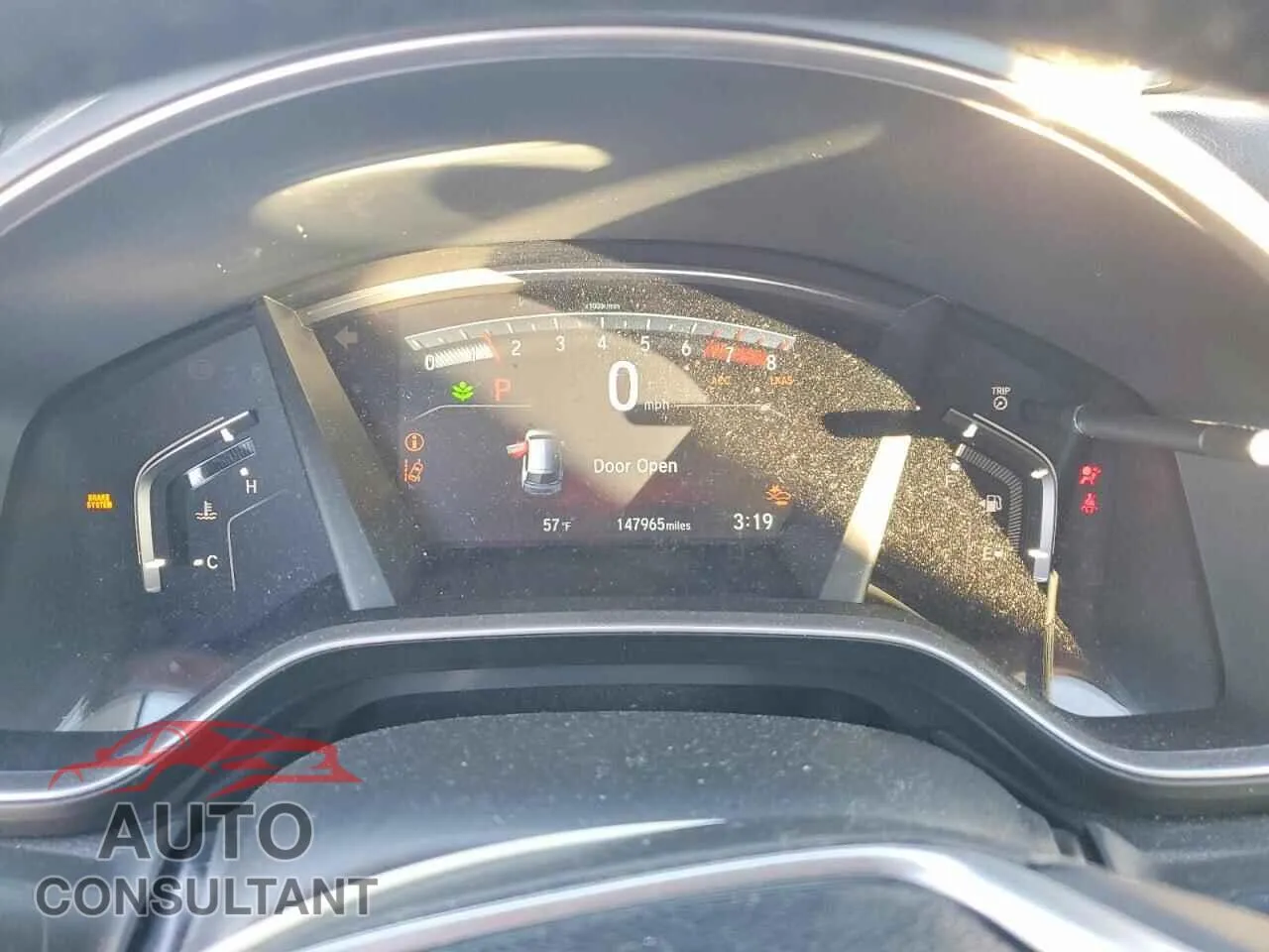 2017 HONDA CRV Damaged VIN 2HKRW2H84HH647205 – trunk area
