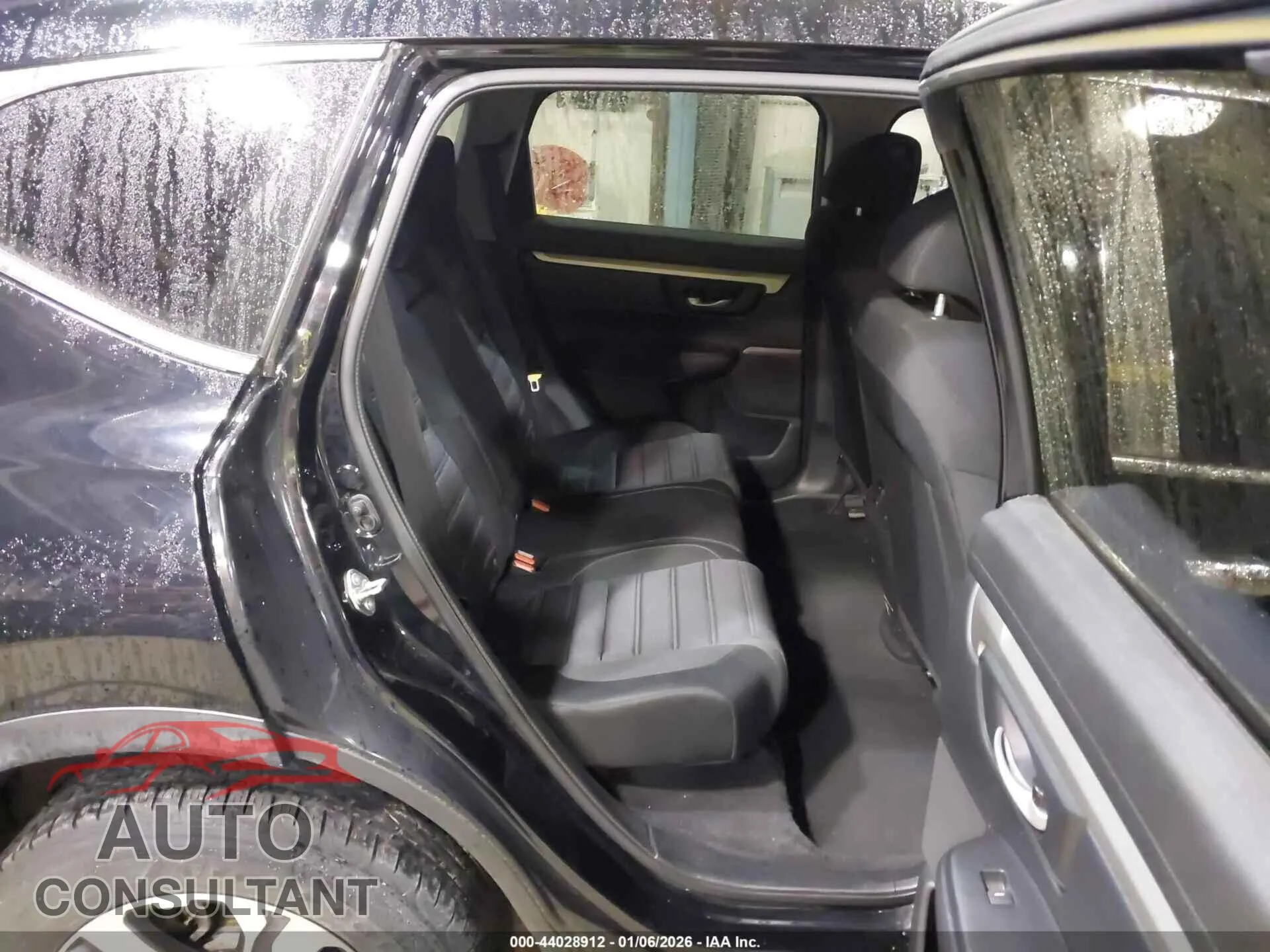 2017 HONDA CR-V Damaged VIN 2HKRW6H3XHH206013 – undercarriage 2017 HONDA CR-V Damaged VIN 2HKRW6H3XHH206013 – undercarriage