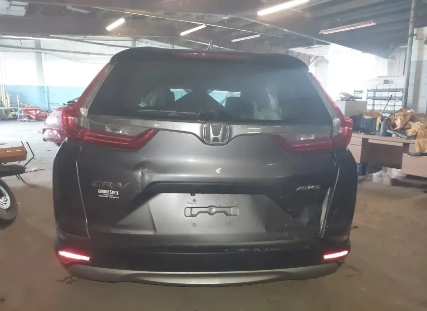2019 HONDA CR-V Used VIN 2HKRW6H3XKH220632 – photo 17
