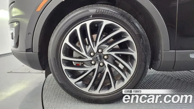 2019 Lincoln Nautilus 1st Gen 2.7 Reserve AWD Sold VIN 2LMPJ8LP1KBL37099 – undercarriage