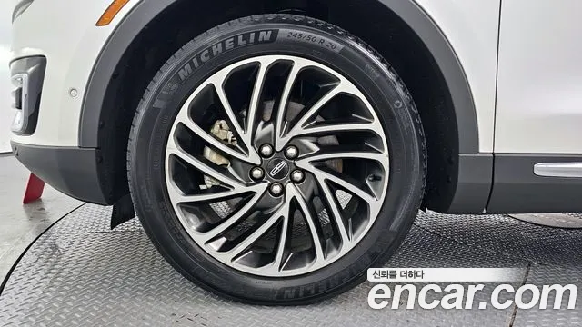 2019 Lincoln Nautilus 1st Gen 2.7 Reserve AWD Sold VIN 2LMPJ8LP6KBL64847 – undercarriage