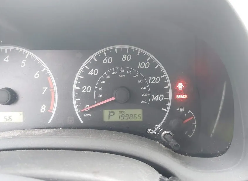 2010 TOYOTA Corolla Used VIN 2T1BU4EE0AC483182 – trunk area