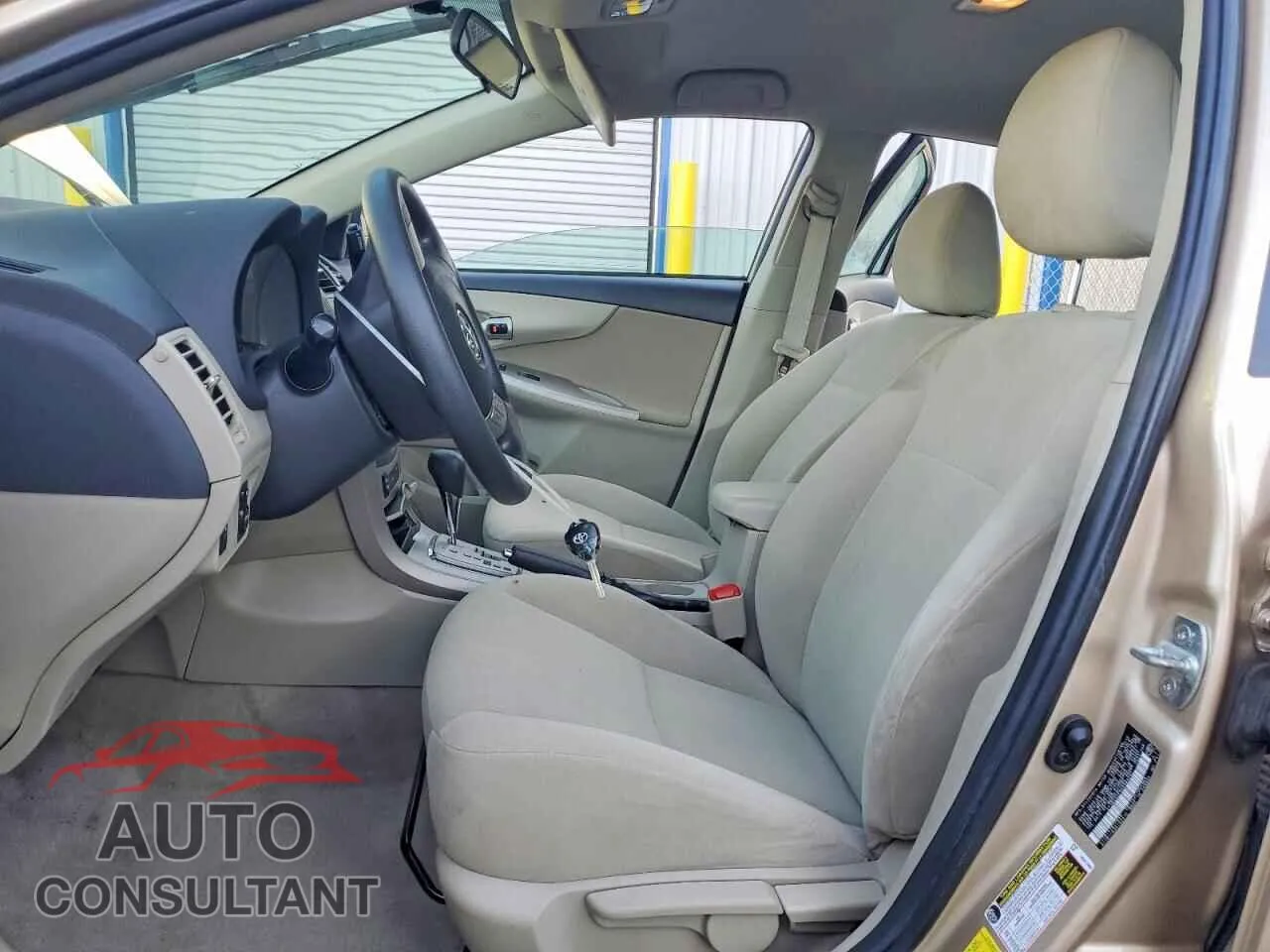 2013 TOYOTA COROLLA Damaged VIN 2T1BU4EE0DC989793 – exterior detail