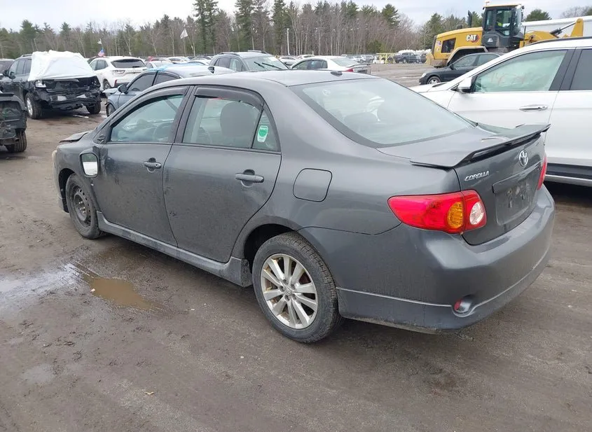 2010 TOYOTA COROLLA Used VIN 2T1BU4EE6AC481324 – trunk area