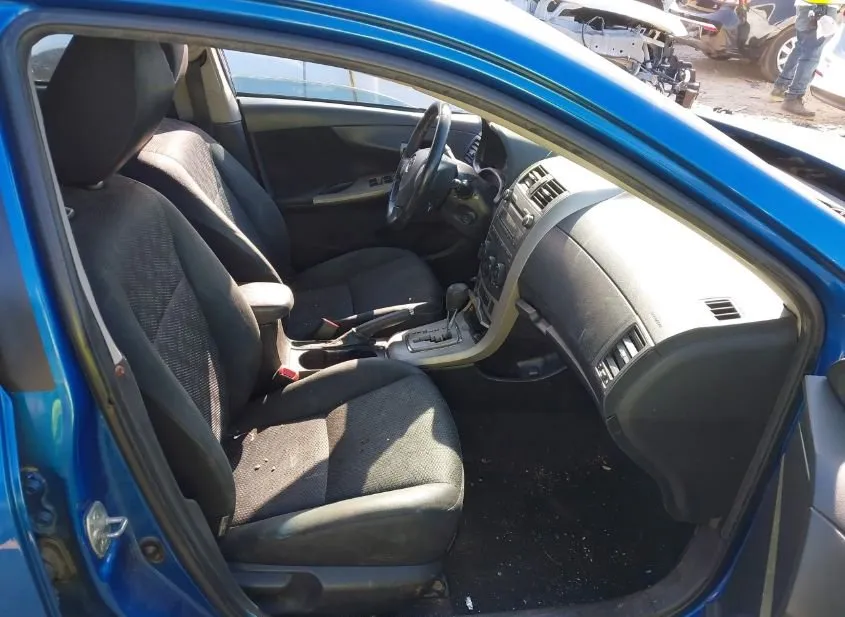 2010 TOYOTA Corolla Used VIN 2T1BU4EE8AC277592 – photo 19