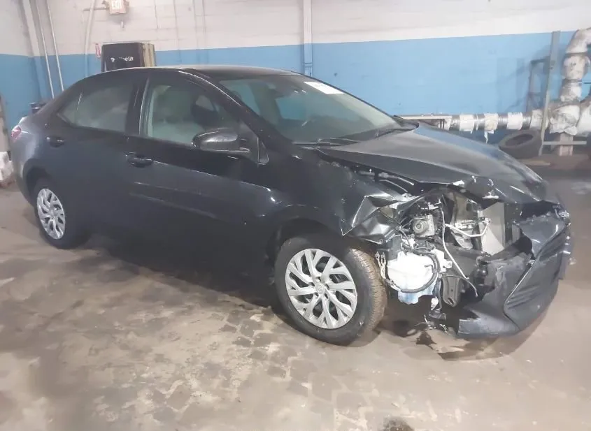 2018 TOYOTA Corolla Used VIN 2T1BURHE0JC059204 – photo 12