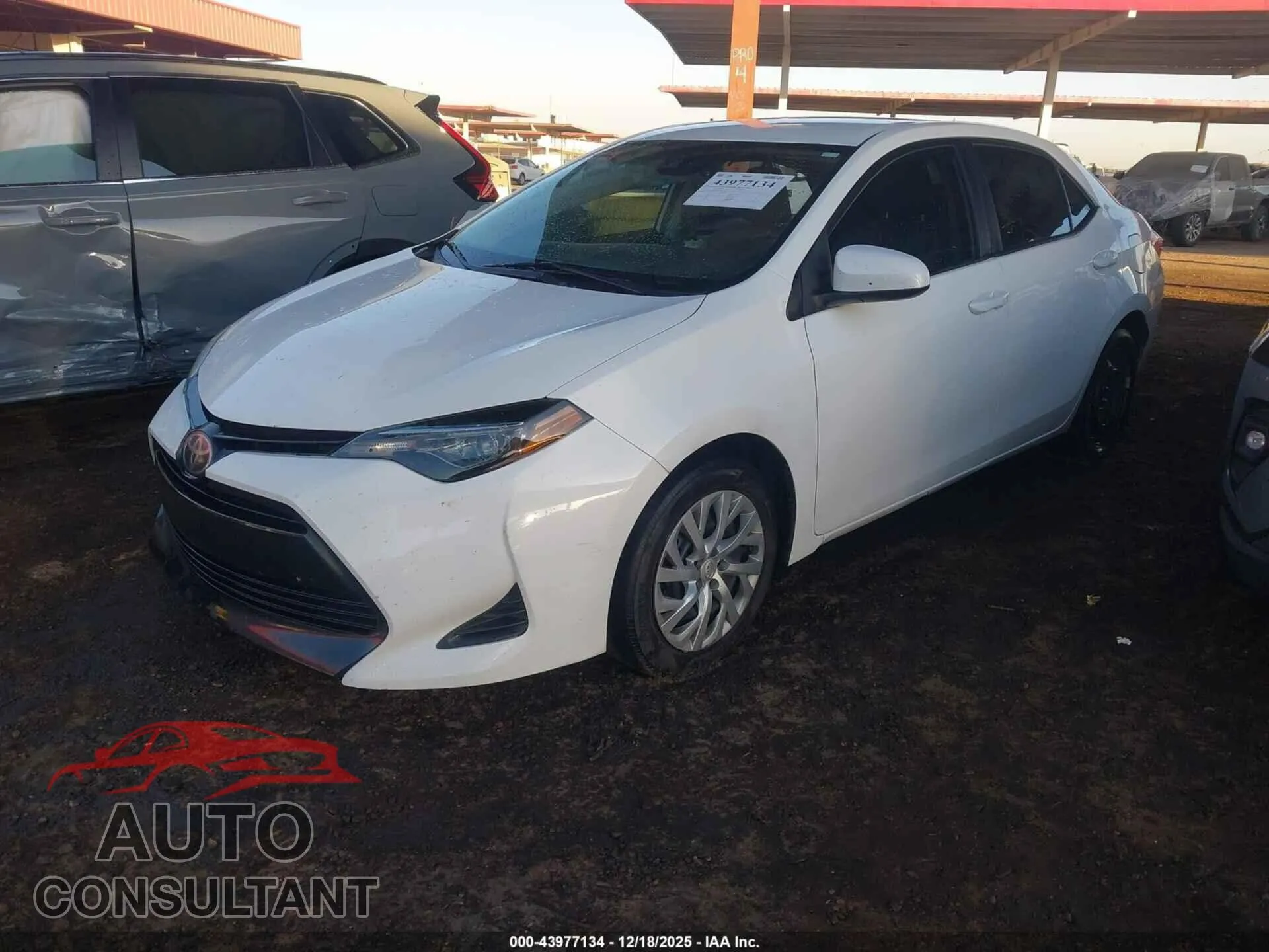2019 TOYOTA COROLLA Damaged VIN 2T1BURHE0KC196208 – rear exterior
