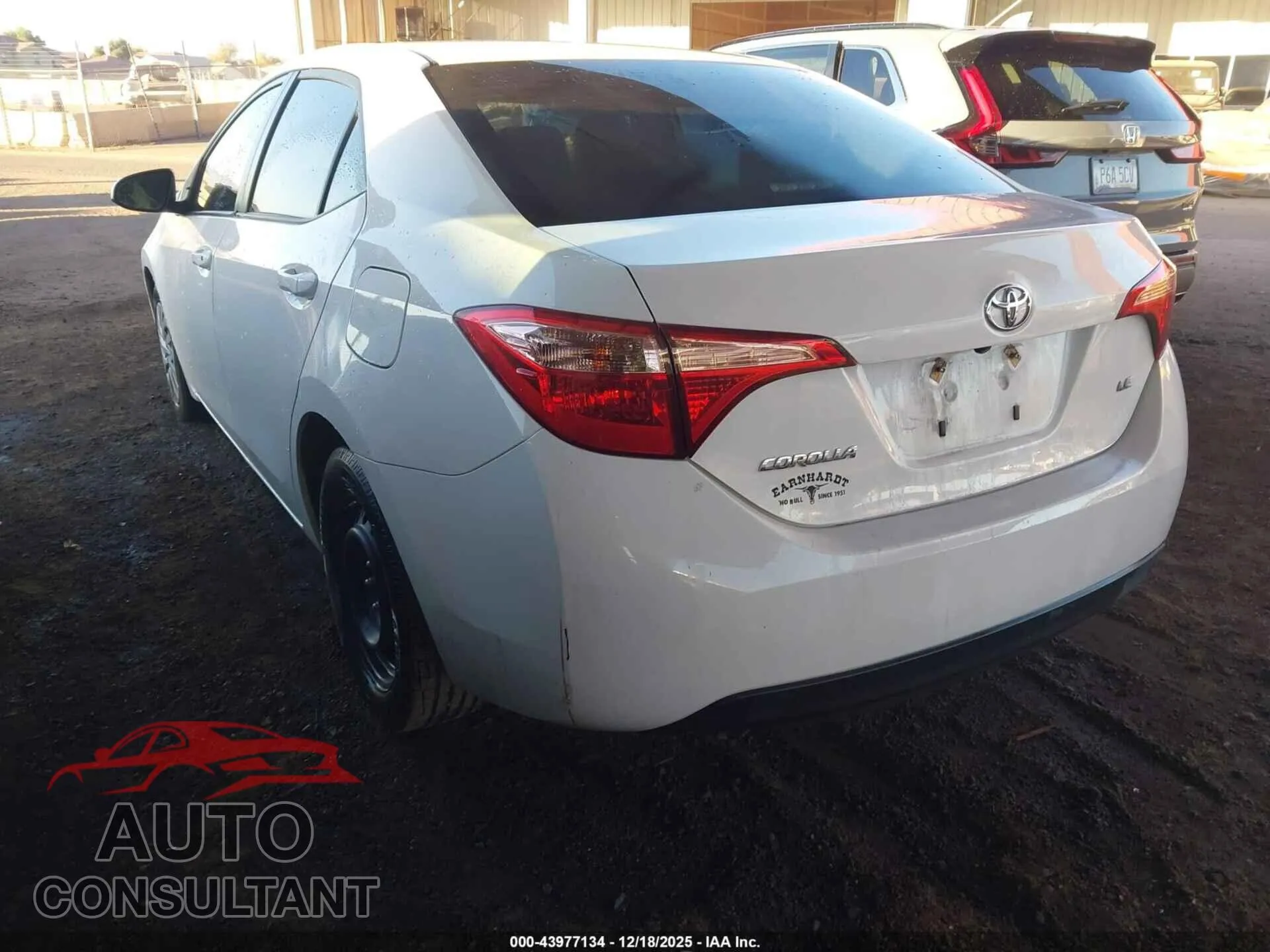 2019 TOYOTA COROLLA Damaged VIN 2T1BURHE0KC196208 – side profile