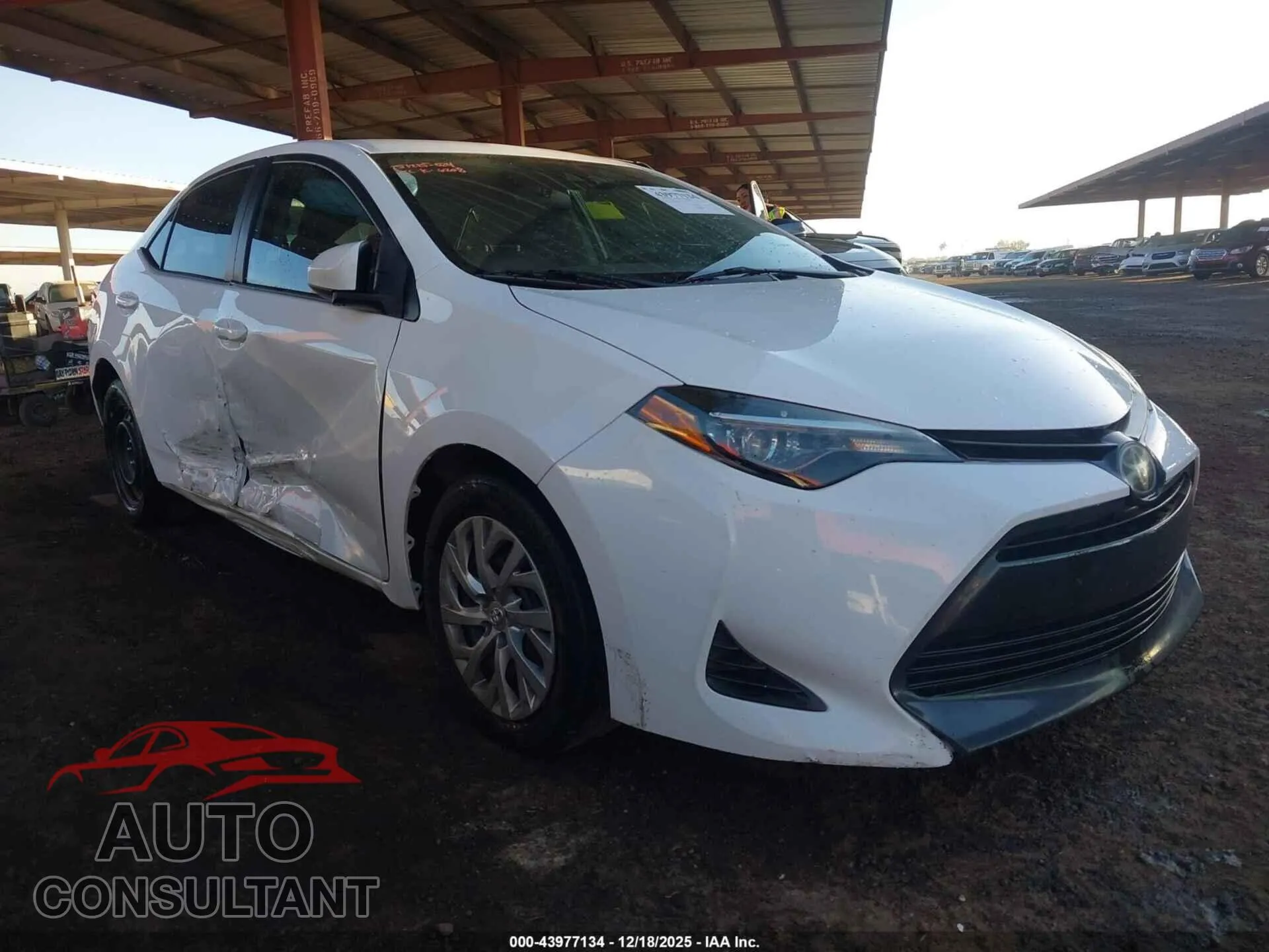 2019 TOYOTA COROLLA Damaged VIN 2T1BURHE0KC196208 – engine bay