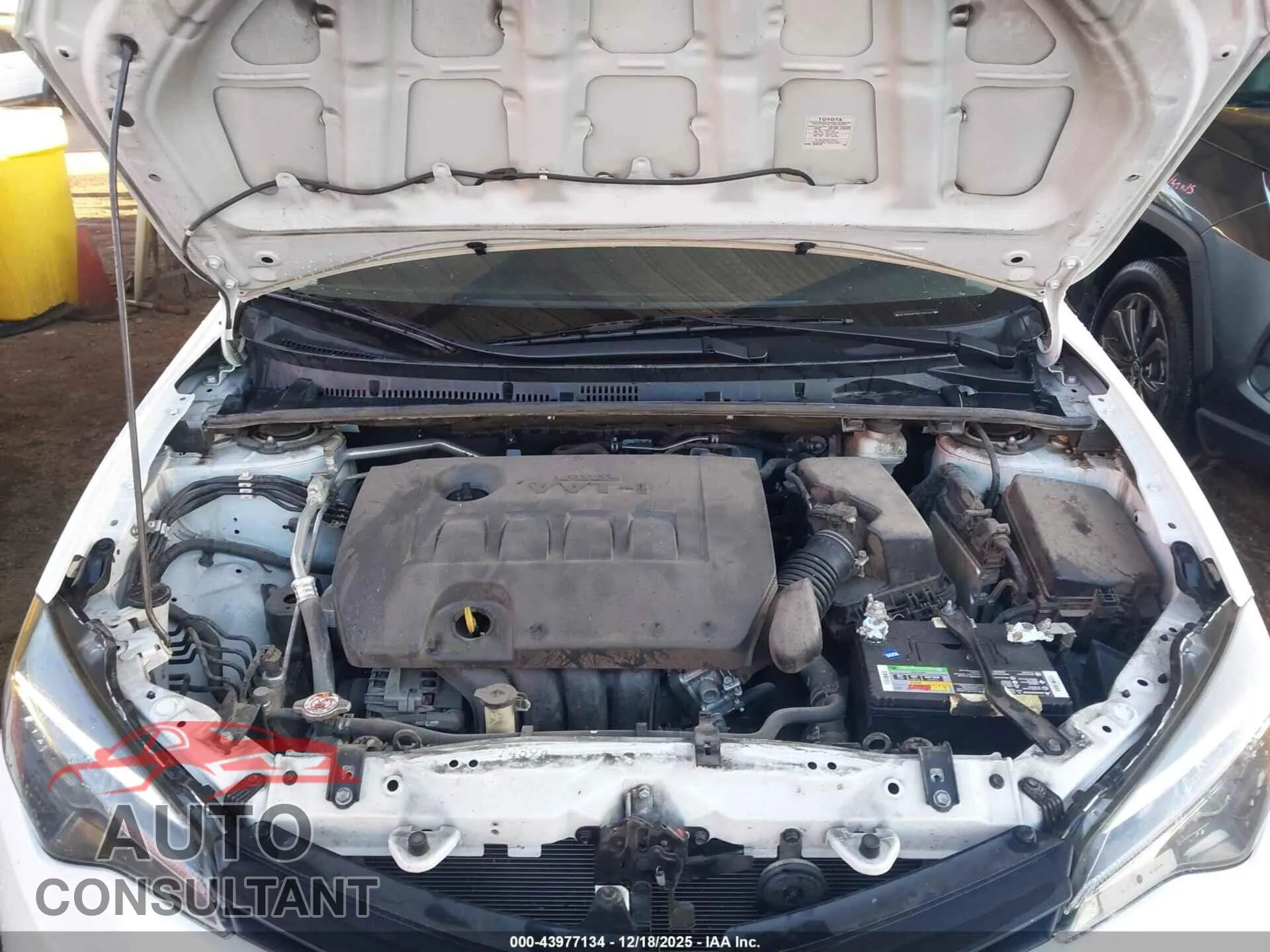 2019 TOYOTA COROLLA Damaged VIN 2T1BURHE0KC196208 – odometer reading