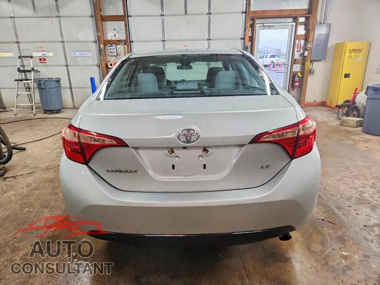 2018 TOYOTA COROLLA Damaged VIN 2T1BURHE6JC078713 – engine bay