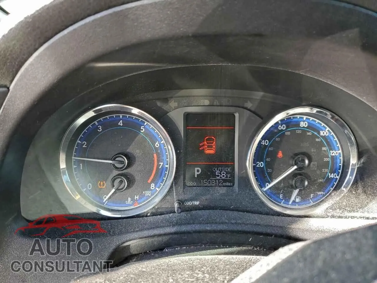 2019 TOYOTA COROLLA Damaged VIN 2T1BURHE8KC150433 – trunk area