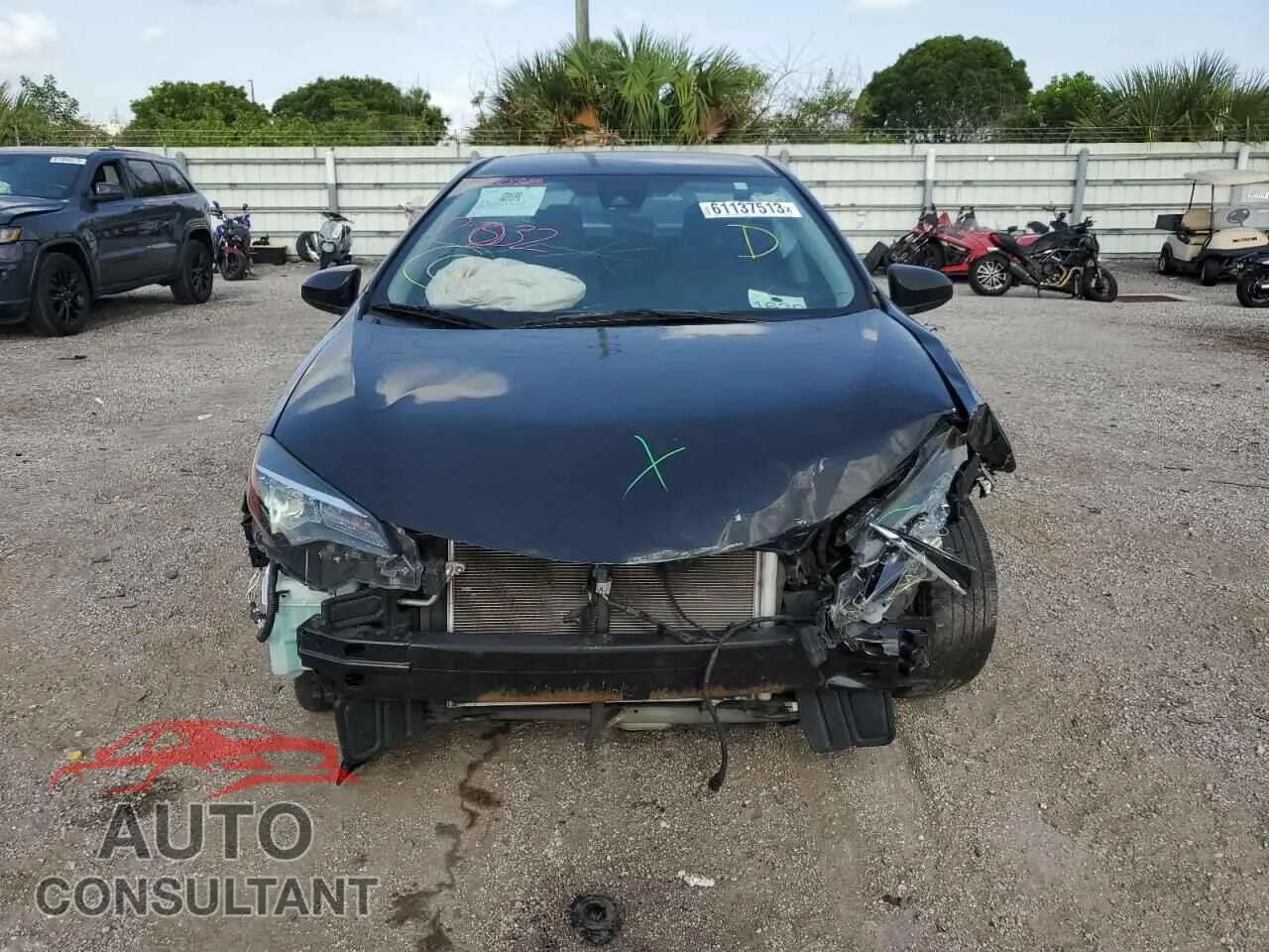 2018 TOYOTA COROLLA Damaged VIN 2T1BURHE9JC065034 – interior seats
