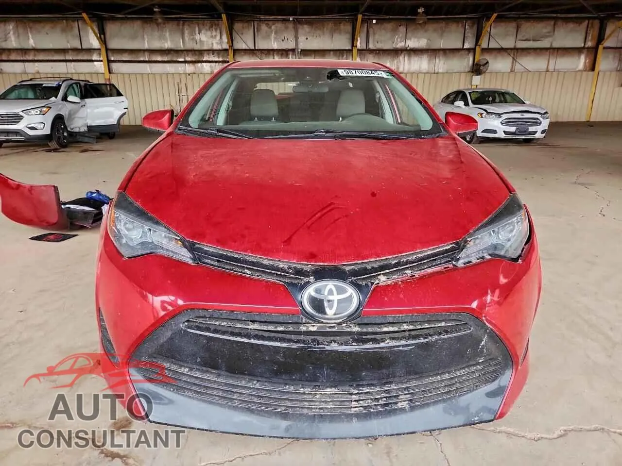 2019 TOYOTA COROLLA Damaged VIN 2T1BURHE9KC245633 – interior seats
