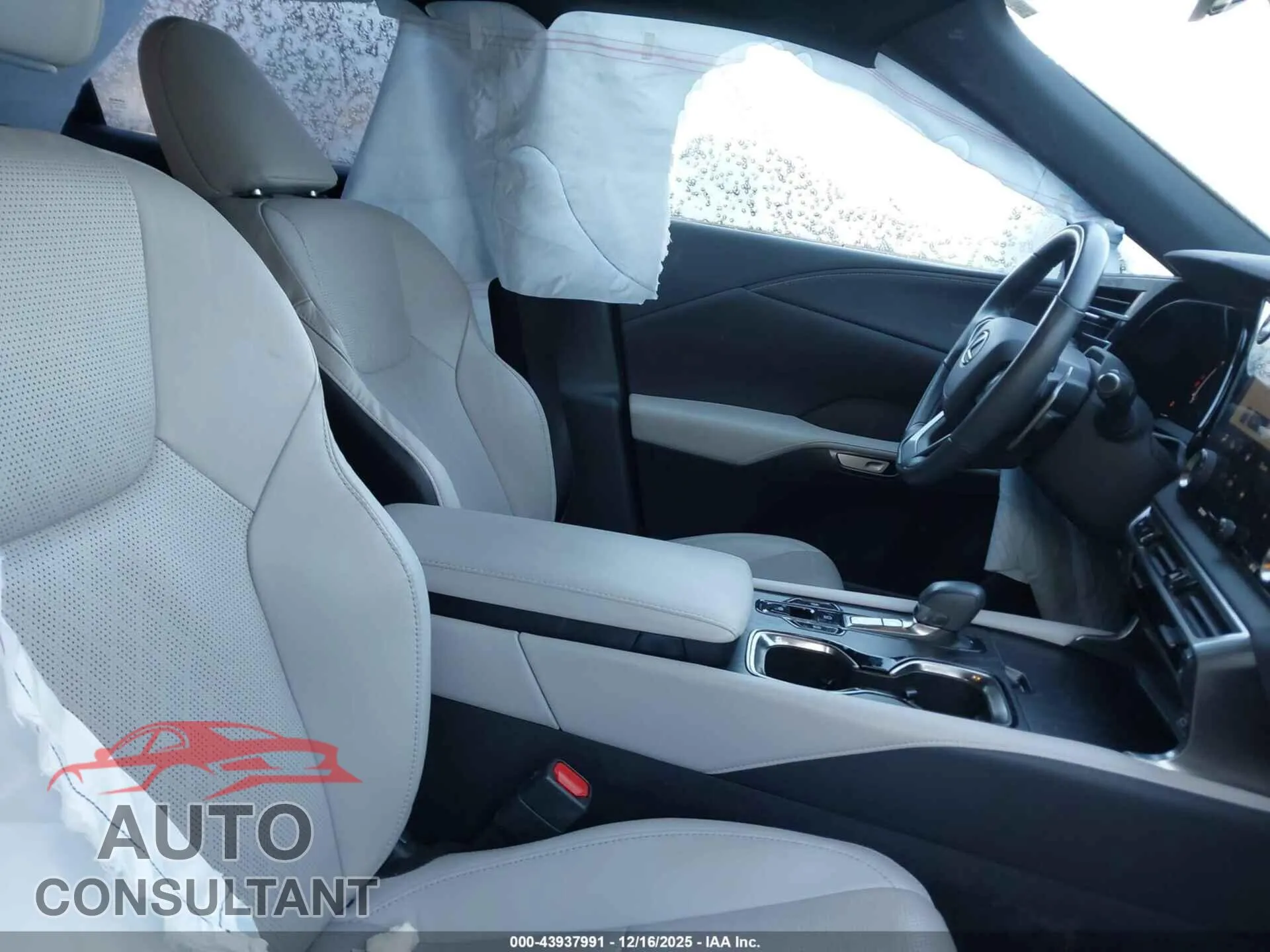 2023 LEXUS RX 350 Damaged VIN 2T2BAMBA5PC016077 – interior seats