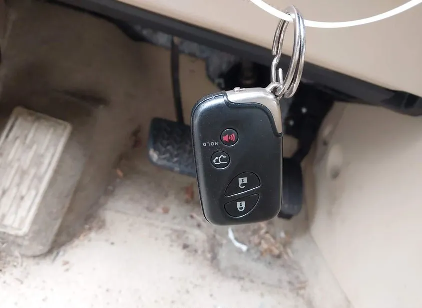 2014 LEXUS RX Used VIN 2T2BK1BA6EC226227 – undercarriage