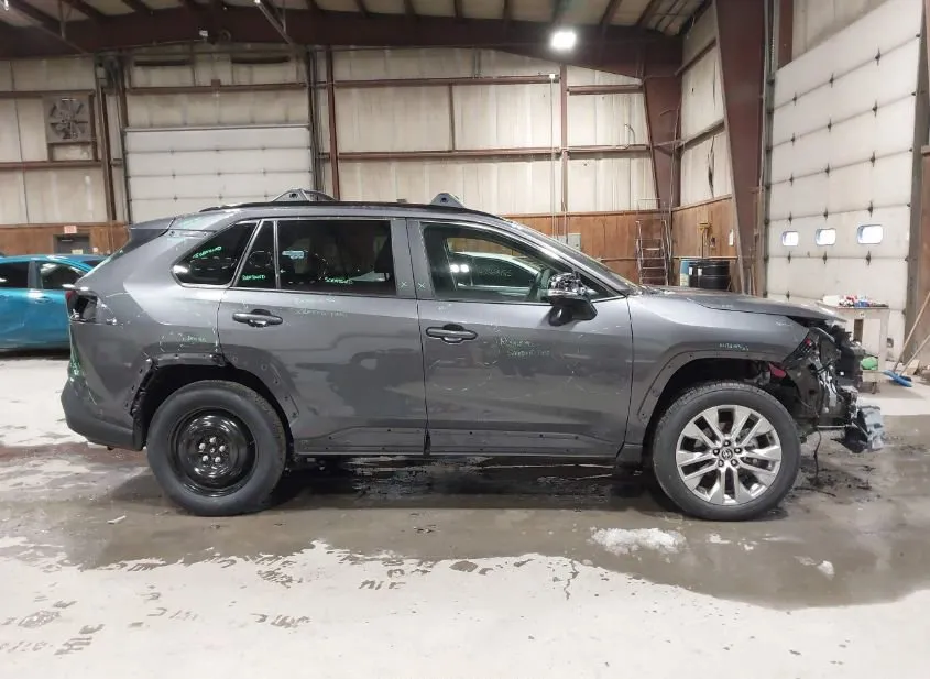 2025 TOYOTA RAV4 Used VIN 2T3A1RFV8SC508208 – photo 18