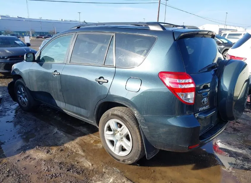 2011 TOYOTA RAV4 Damaged VIN 2T3BF4DV7BW115231 – trunk area