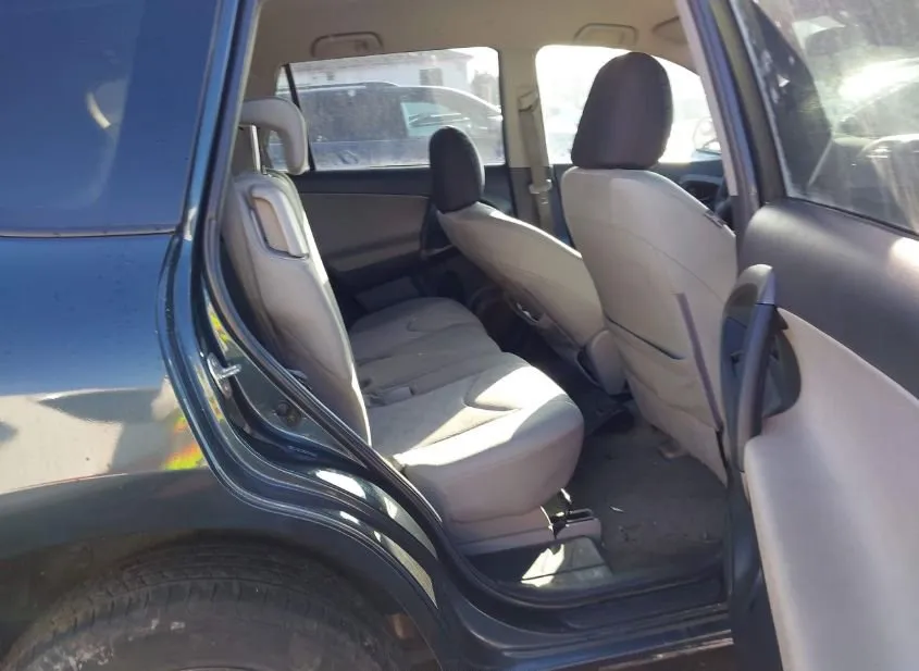 2011 TOYOTA RAV4 Damaged VIN 2T3BF4DV7BW115231 – odometer reading