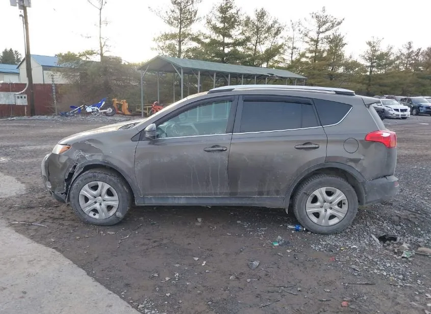 2015 TOYOTA RAV4 Used VIN 2T3BFREV0FW349213 – undercarriage