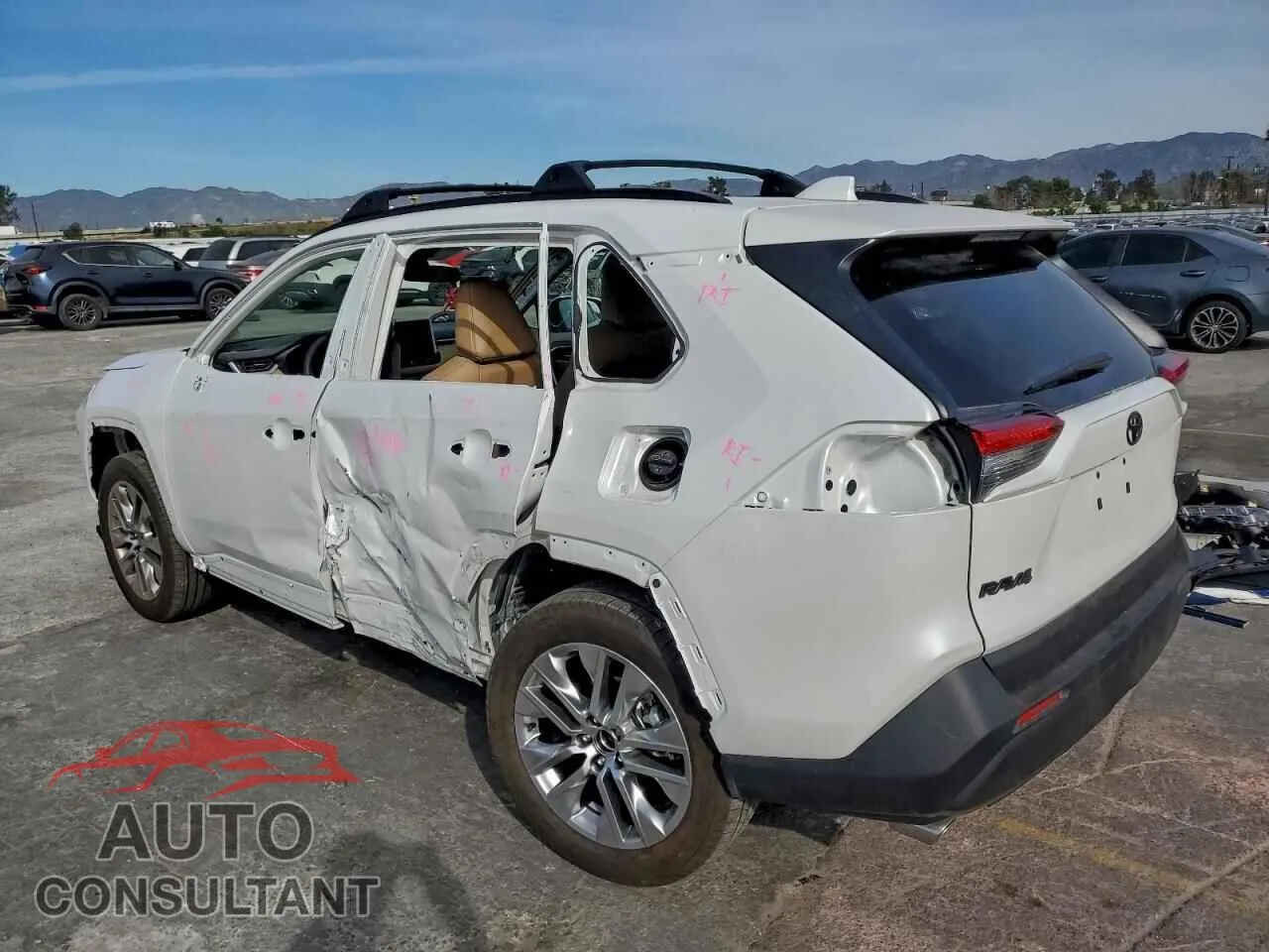 2025 TOYOTA RAV4 Damaged VIN 2T3C1RFVXSW398365 – rear exterior
