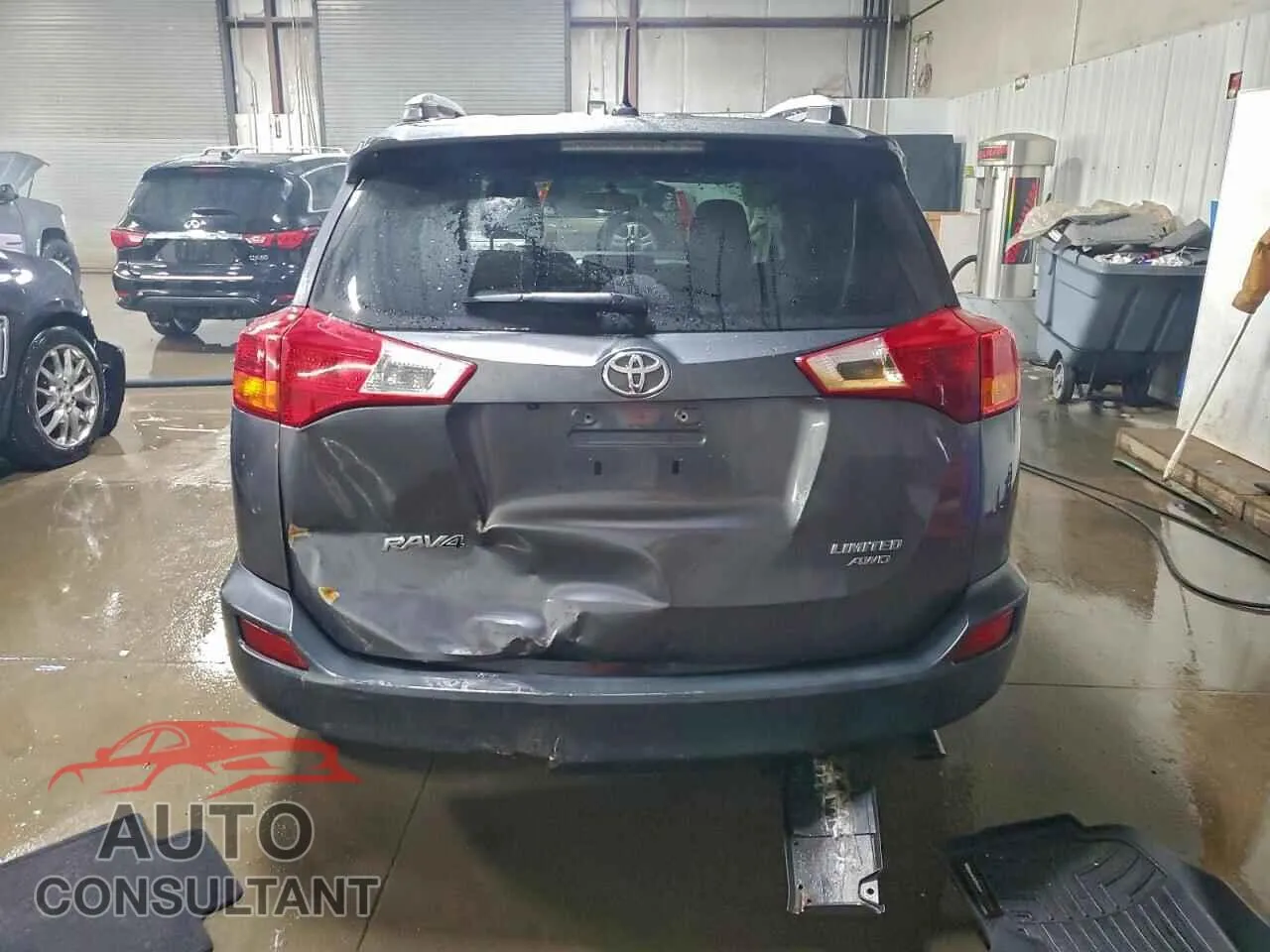 2013 TOYOTA RAV4 Damaged VIN 2T3DFREV6DW111405 – engine bay