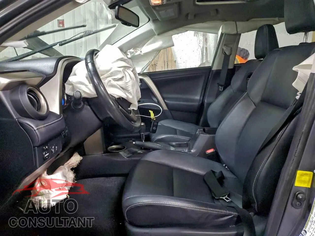 2013 TOYOTA RAV4 Damaged VIN 2T3DFREV6DW111405 – exterior detail