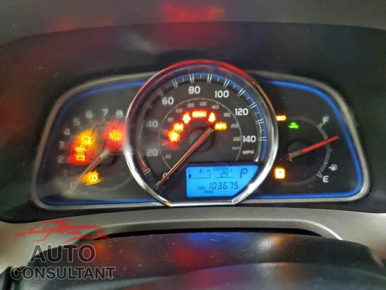2013 TOYOTA RAV4 Damaged VIN 2T3DFREV6DW111405 – trunk area