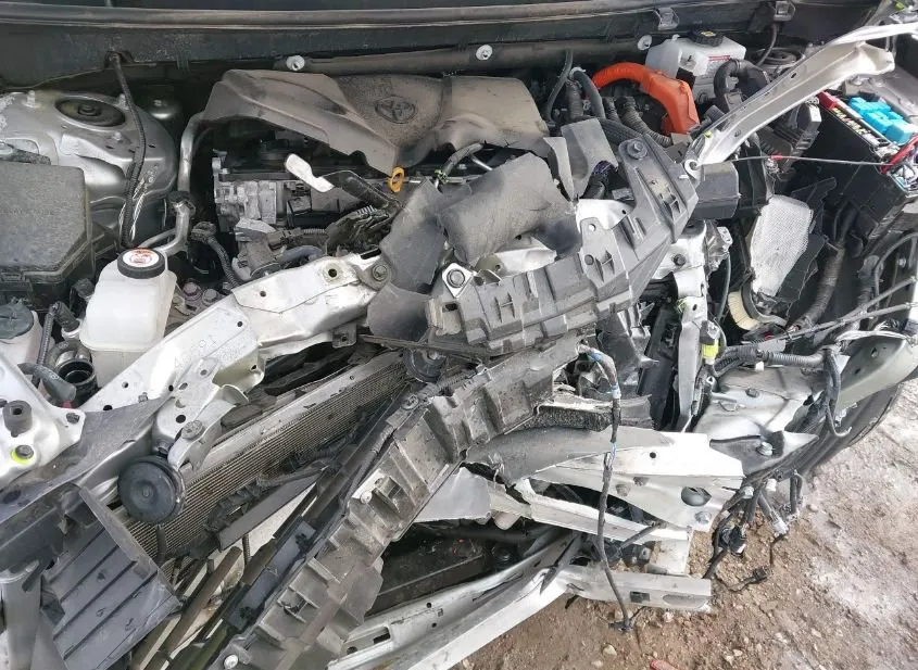 2021 TOYOTA RAV4 Used VIN 2T3E6RFV7MW028178 – trunk area