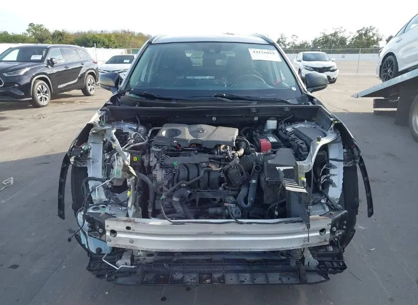 2019 TOYOTA RAV4 Used VIN 2T3H1RFV1KW052114 – side profile