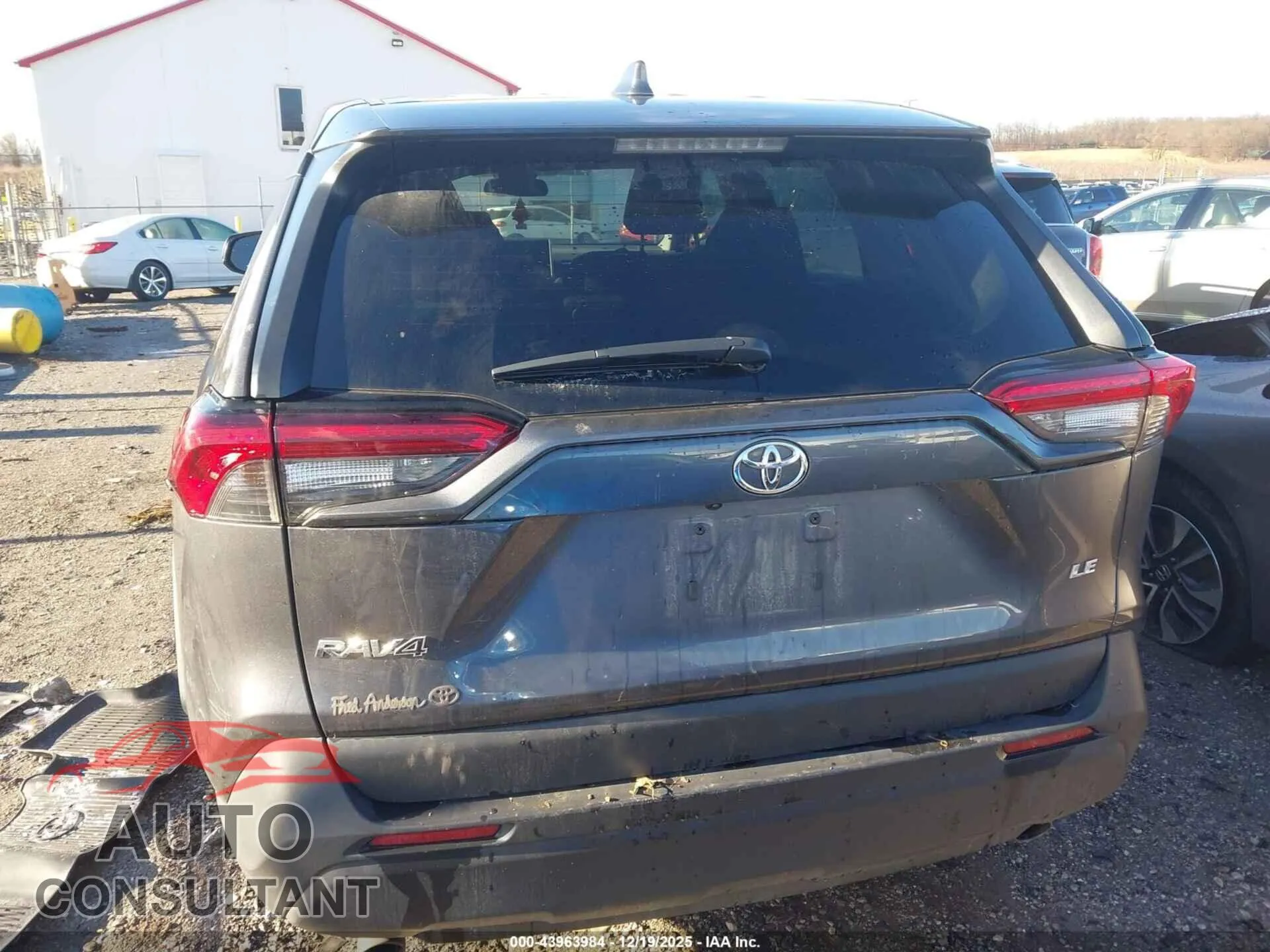 2024 TOYOTA RAV4 Damaged VIN 2T3H1RFV8RC288660 – photo 16