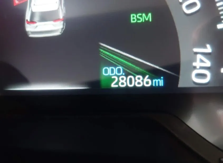 2023 TOYOTA RAV4 Used VIN 2T3P1RFV1PW352223 – photo 12