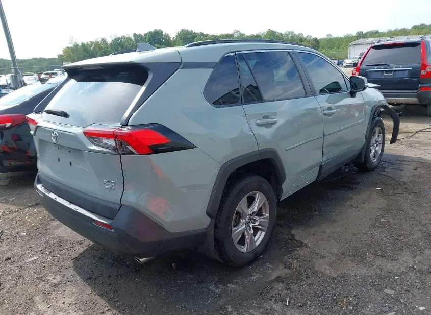 2023 TOYOTA RAV4 Used VIN 2T3P1RFV1PW352223 – photo 14