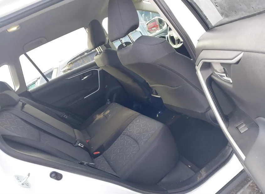 2025 TOYOTA RAV4 Used VIN 2T3P1RFV3SW524549 – trunk area