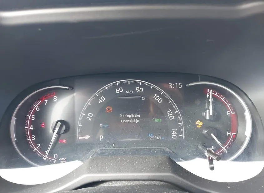 2025 TOYOTA RAV4 Used VIN 2T3P1RFV3SW524549 – odometer reading