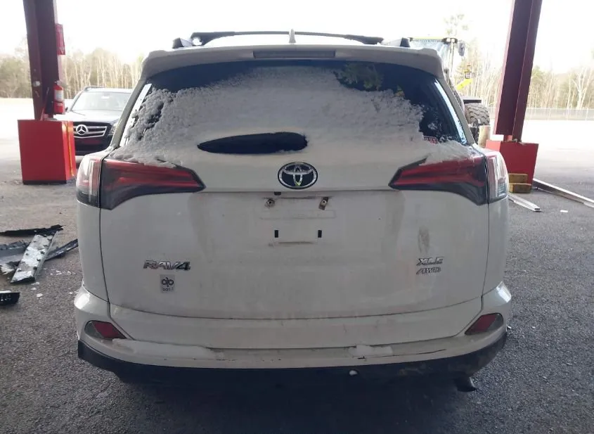 2018 TOYOTA RAV4 Damaged VIN 2T3RFREV2JW795516 – photo 13