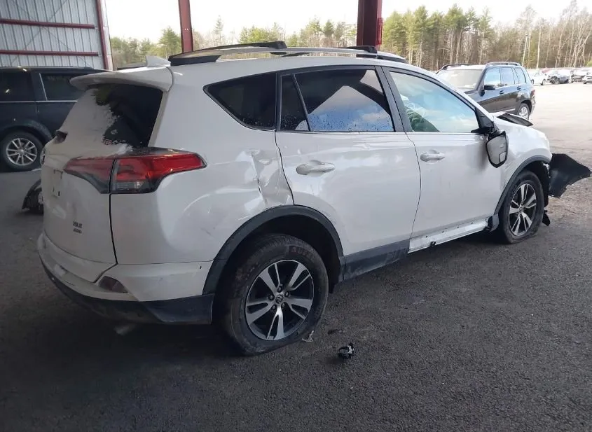 2018 TOYOTA RAV4 Damaged VIN 2T3RFREV2JW795516 – photo 16