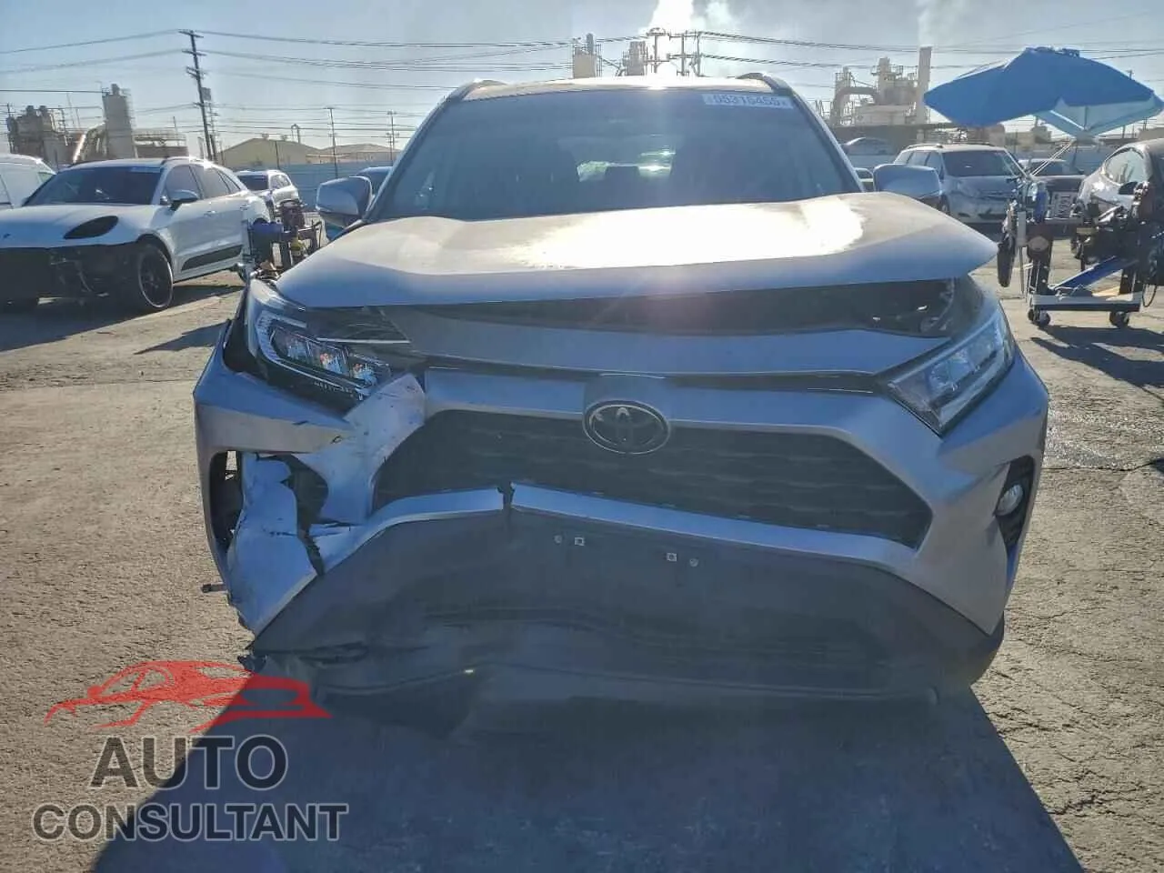 2021 TOYOTA RAV4 Damaged VIN 2T3W1RFV0MW114757 – interior seats