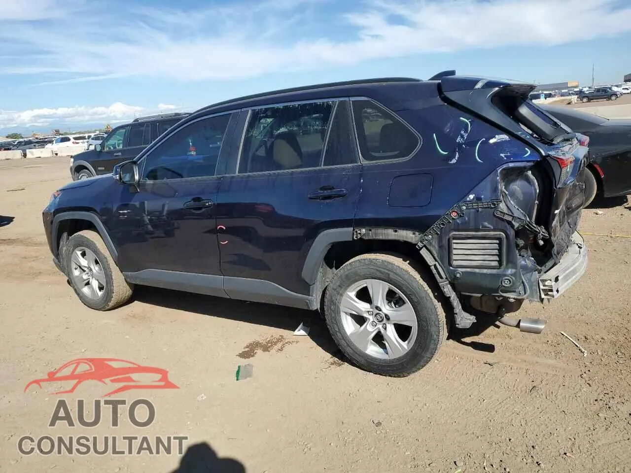 2019 TOYOTA RAV4 Damaged VIN 2T3W1RFV5KW051068 – rear exterior